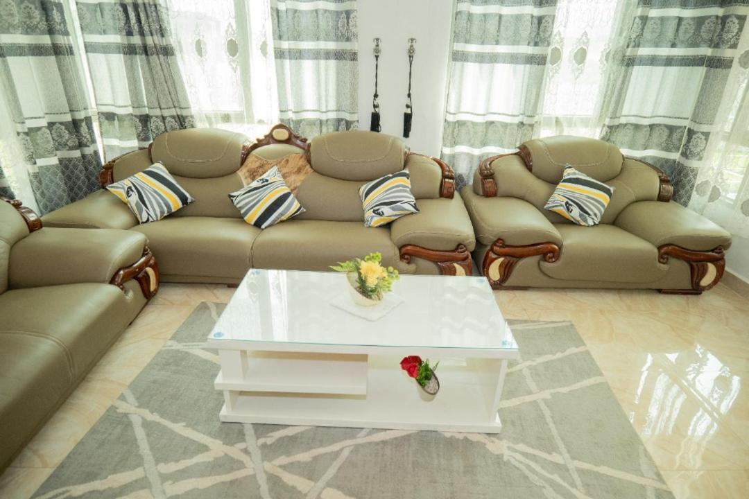 בוג'ומבורה The City Block Apartment מראה חיצוני תמונה